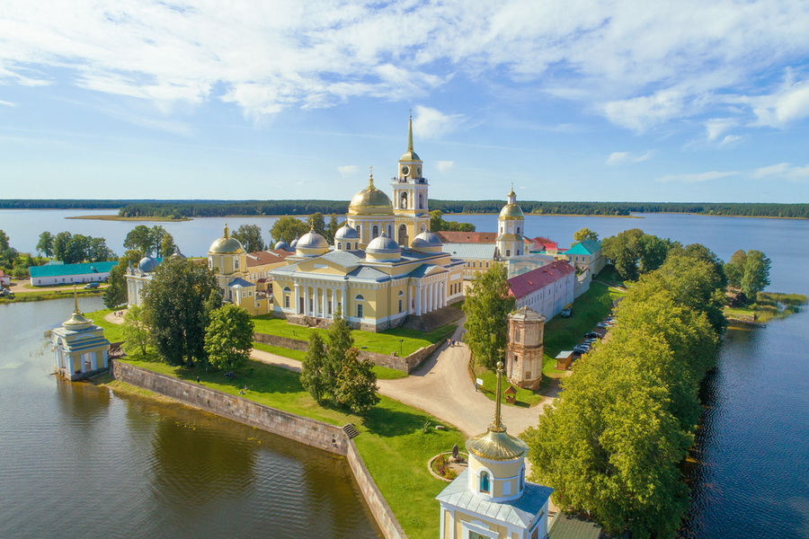 Нило-Столобенская пустынь, озеро Селигер